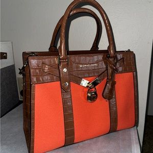 NWT-VERY RARE Michael Kors Nouveau Hamilton in Clementine - European Edition
